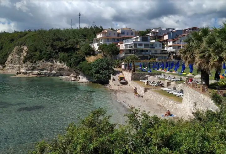 İzmir’in en temiz 5 koyu arasında olduğunu biliyor muydunuz? Bu koyu görmeden tatil planı yapmayın haberinin görseli