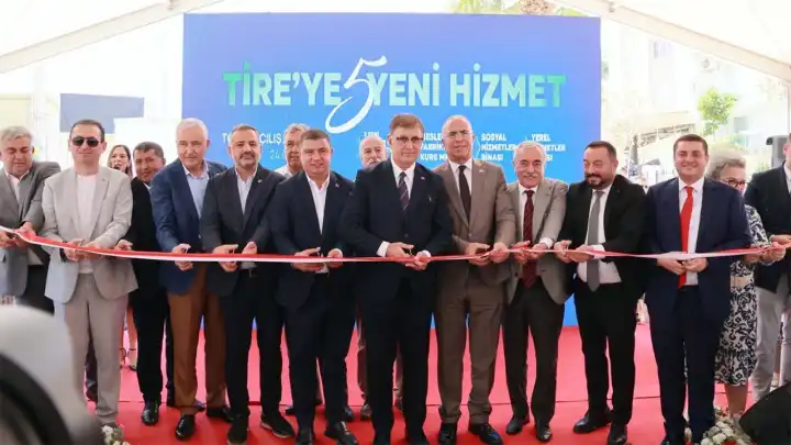 Başkan Tugay, Tire’de toplu açılış törenine katıldı