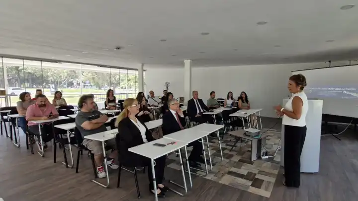 Ege’de ‘Yapay Zekâ Okuryazarlığı’ eğitimi