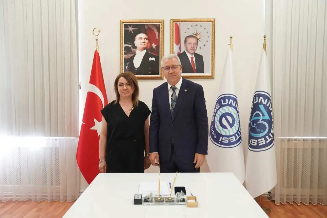 Ege’den yenilikçi sağlık teknolojisi: Kas saptayıcı cihaz ile enjeksiyonlarda riskler azalacak haberinin görseli