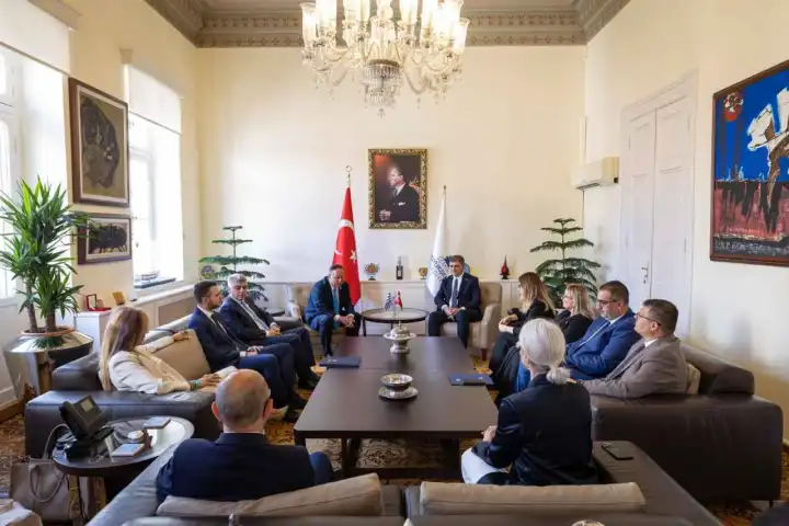 İzmir ve Selanik arasında dostluk köprüsü