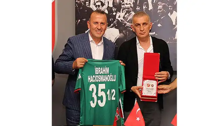 Karşıyaka'da Mehmet Karal temkinli ve kararlı