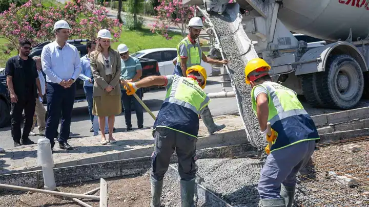 Bornova Belediyesi’nden Evka 3’e sosyal yaşam alanı müjdesi