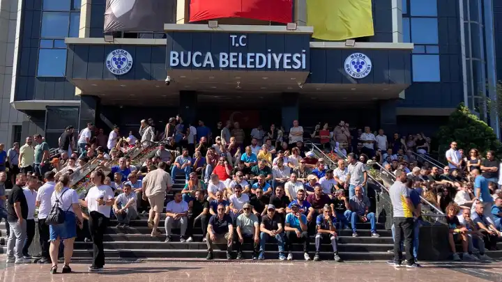 Buca Belediyesi’nde maaş krizi devam ediyor: CHP’li belediyelerde moda oldu