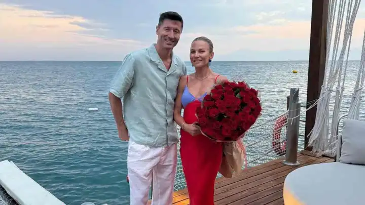 Lewandowski ailesiyle Antalya'da: Hem dinlendi, hem antrenman yaptı!