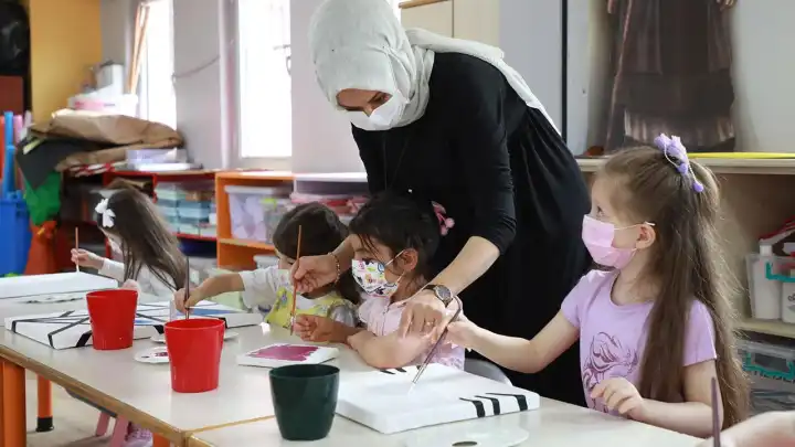 Eğitim-İş: MEB, çocuk işçi bulma kurumu olarak görülemez