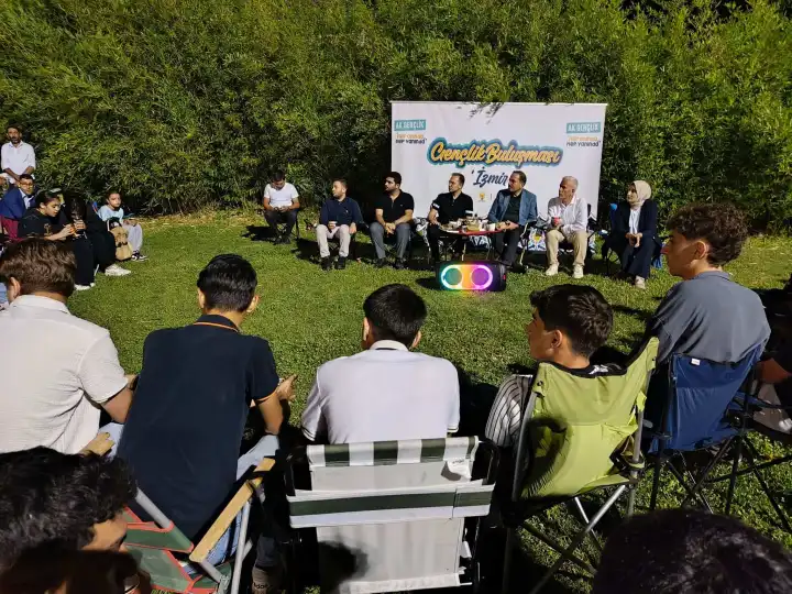 Gençlerin gücü Kemalpaşa’da konuşuldu: AK Gençlik İzmir, Gençlik Buluşması düzenledi