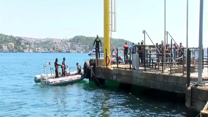 15 Temmuz Şehitler Köprüsü'nde intihar olayı: Köprüden boğaza atladı!