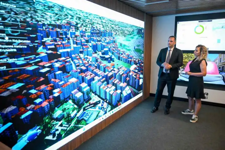 Bornova'ya dijital ikiz: Akıllı Şehir Yönetim ve İnovasyon Merkezi kuruluyor