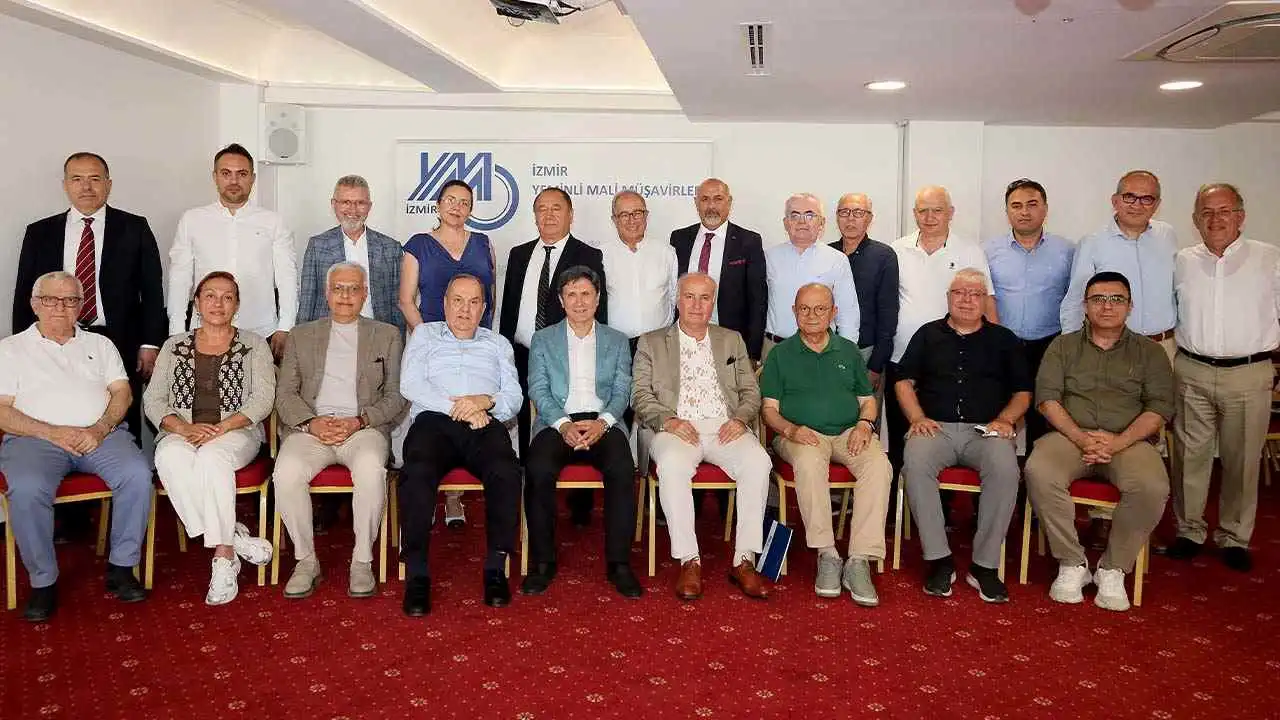 İzmir YMMO’da Yüksek Danışma Meclisi kuruldu haberinin görseli