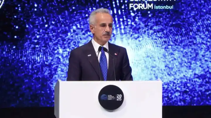 Uraloğlu: Türkiye Jeopolitik gücünü ekonomik avantaja dönüştürüyor