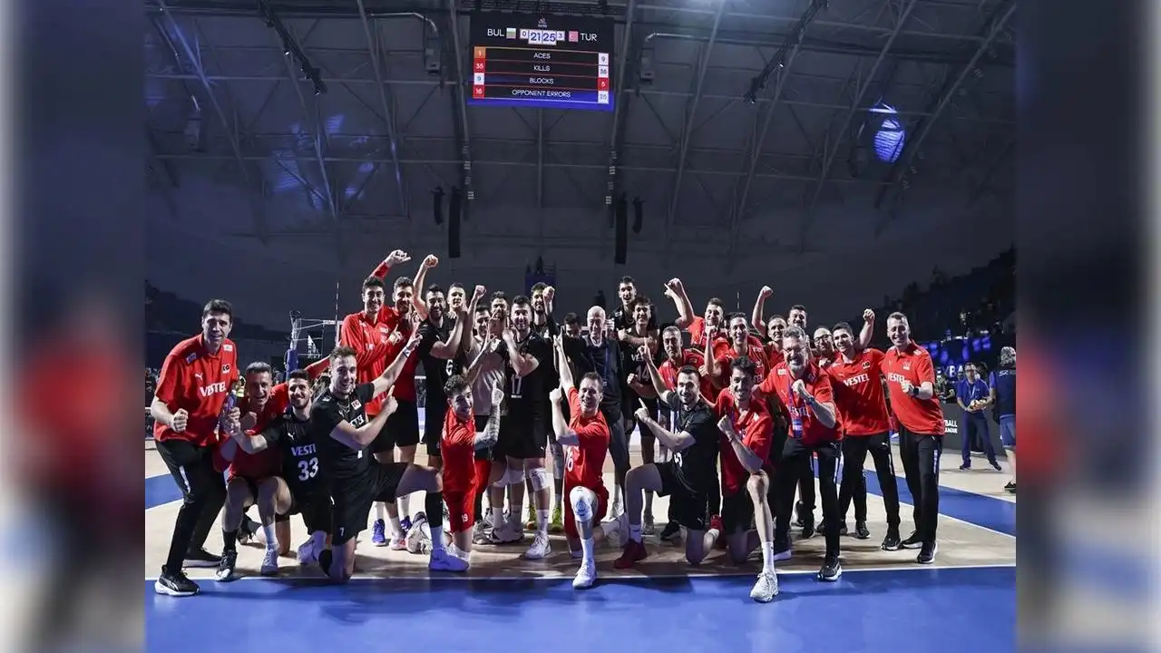 A Milli Erkek Voleybol Takımı, Bulgaristan'ı 3-0 mağlup etti haberinin görseli