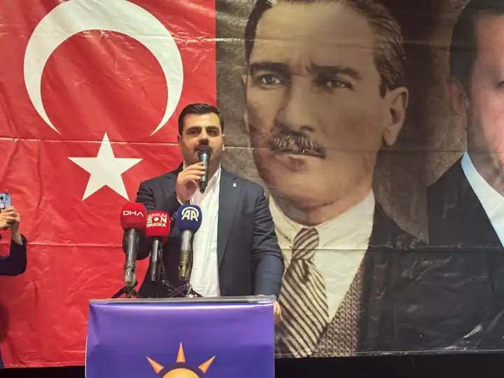 İzmir AK Parti’den CHP yönetimine: Siz sorun çıkartmaya mı, sorun çözmeye mi geldiniz?