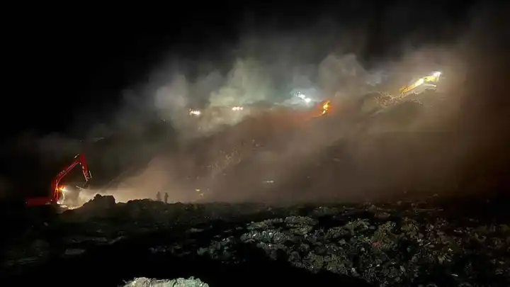 İzmir İtfaiyesi'nden son 48 saatte 227 yangına müdahale