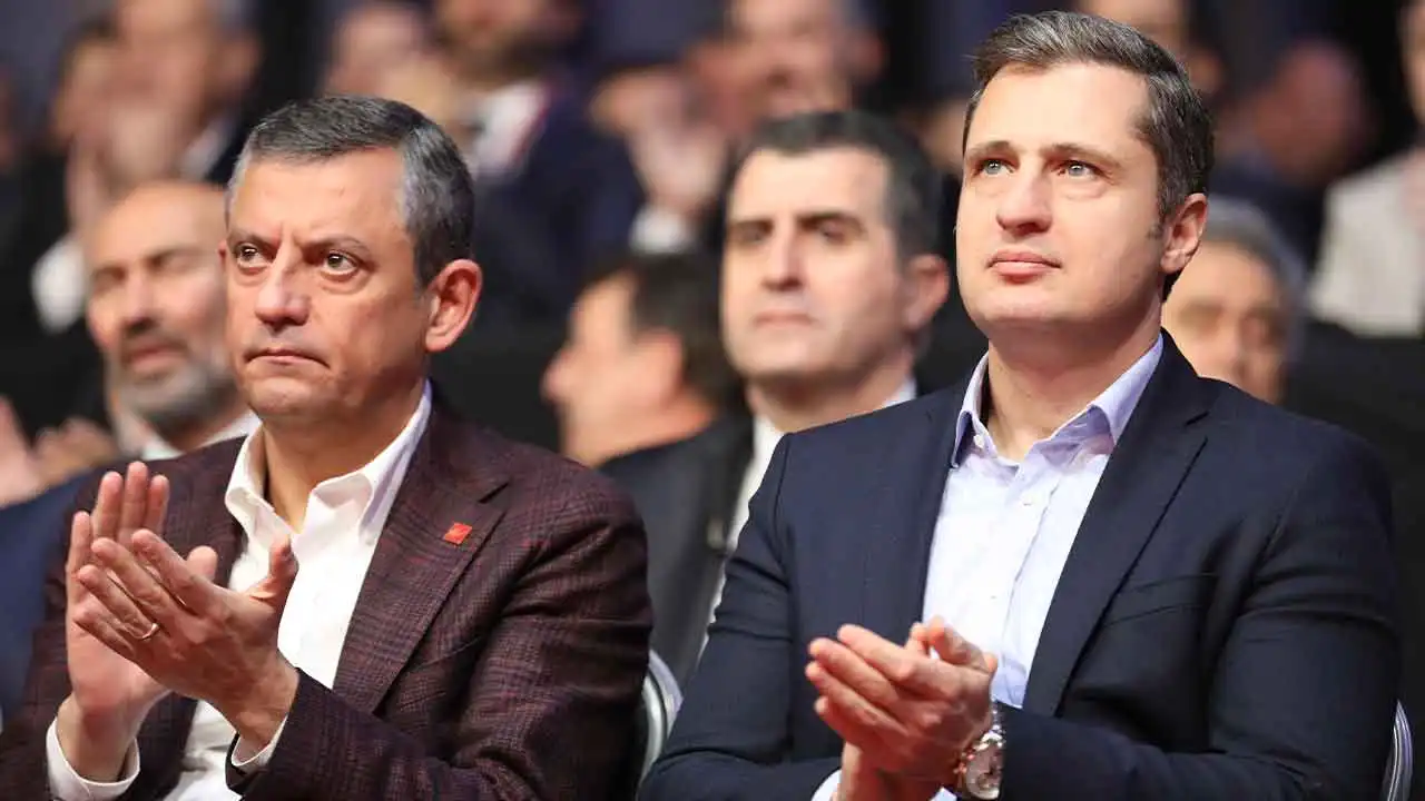 Yücel: Birkaç şuursuzun iddiasıyla kurultayı iptal ettirmeye çalışmak acizliktir! haberinin görseli