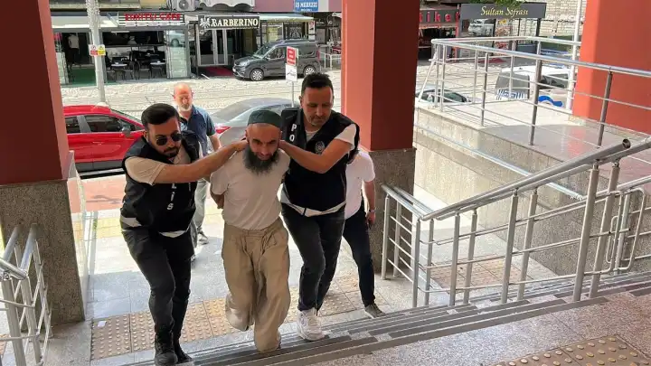 Atatürk’e hakaret eden kişi tutuklandı