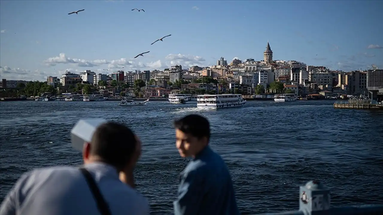 Meteorolojiden açıklama: Sıcaklıklar mevsim normallerinde seyredecek haberinin görseli