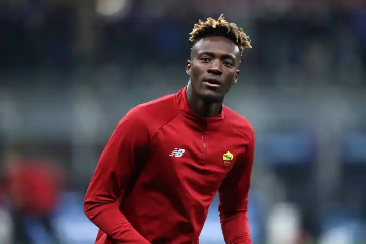 Beşiktaş’ın yeni golcüsü Tammy Abraham kimdir? Tammy Abraham kaç yaşında, hangi mevkide oynuyor?