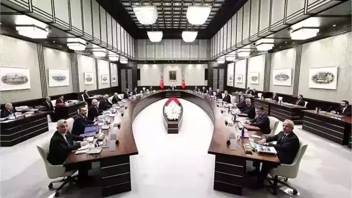 Cumhurbaşkanlığı Kabinesi toplandı: Emekli maaşı gündemde