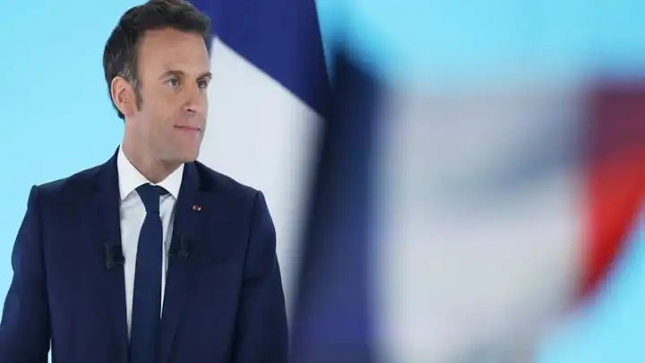 Macron, Mesud Pezeşkiyan telefonda görüştü