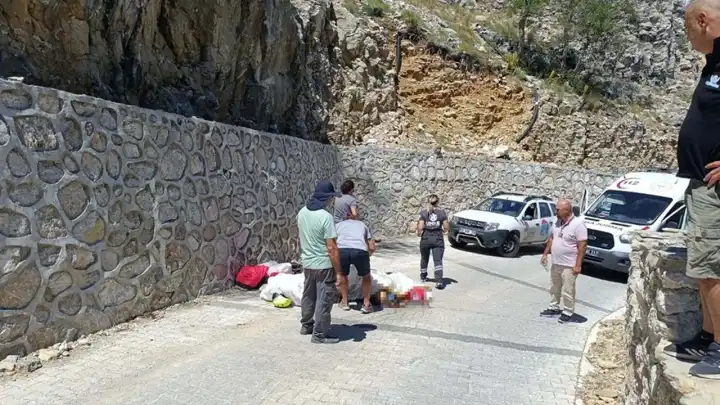 Yamaç paraşütü kazası: Yola düşen turist hayatını kaybetti!