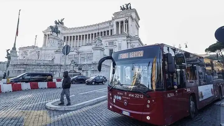 İtalya’da yarım milyon kişiye çalışma vizesi verilecek