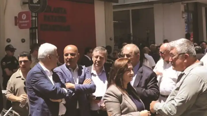 CHP İzmir’den gözaltı dalgasına sert tepki: İtibar suikastı!