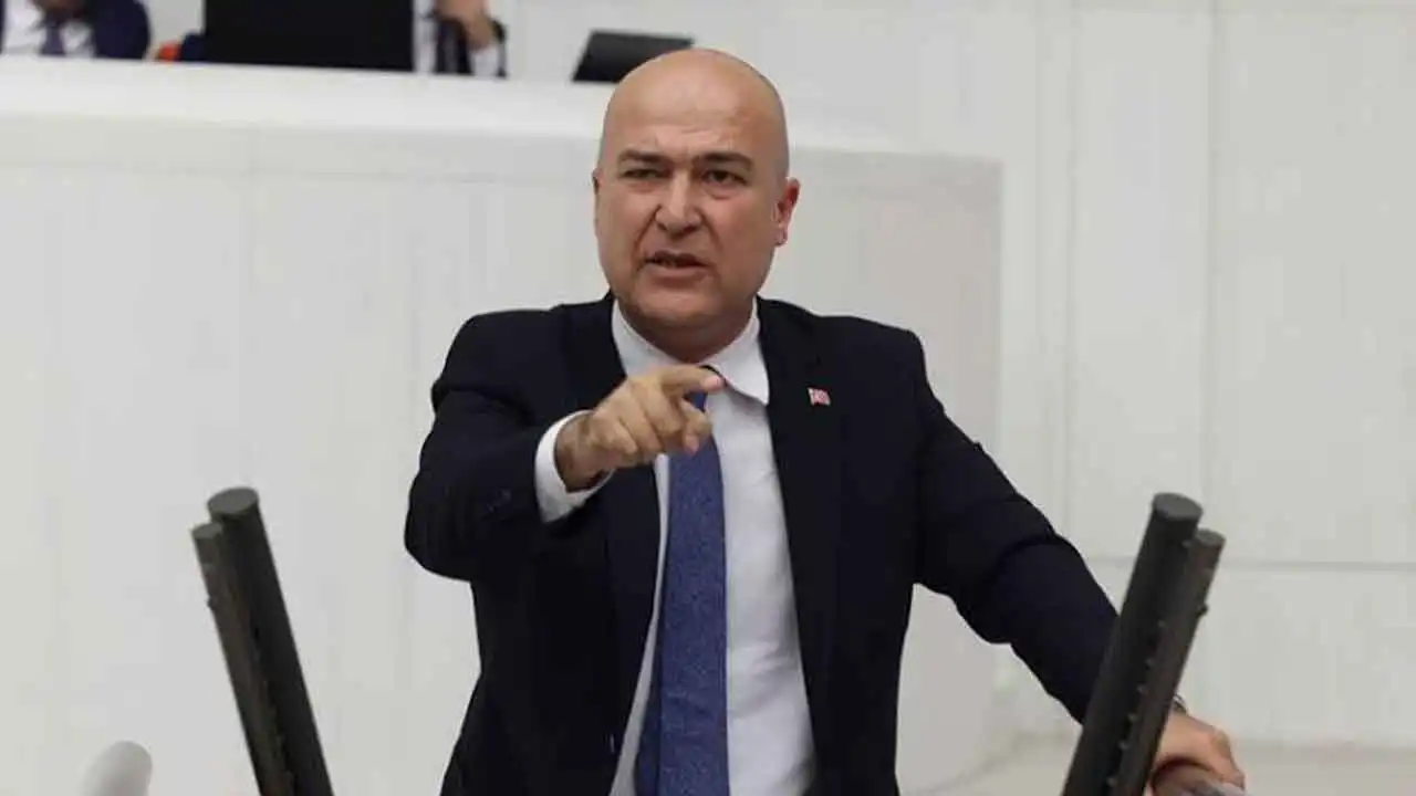 Bakan’dan yangın çıkışı: Ormanı kereste olarak görüyorlar haberinin görseli