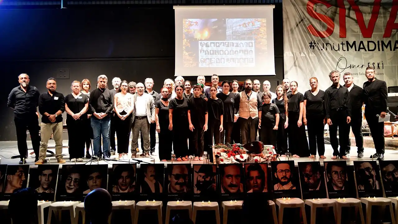 Bornova’da 2 Temmuz Anı ve Adalet Parkı açıldı haberinin görseli
