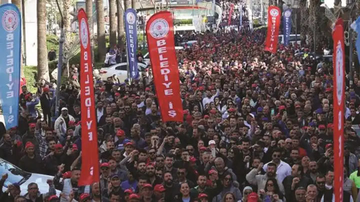 Büyükşehir’de TİS krizinde yeni perde: Toplantı yapıldı, eylemden vazgeçilmedi