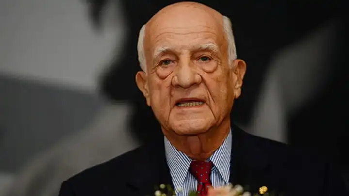 İnan Kıraç'ın 'evlilik iptali' davası ertelendi