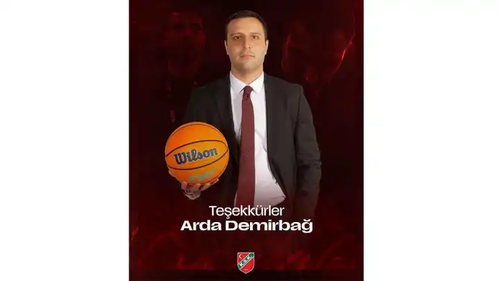 Karşıyaka’nın emektarı Arda Demirbağ ile yollar ayrıldı 