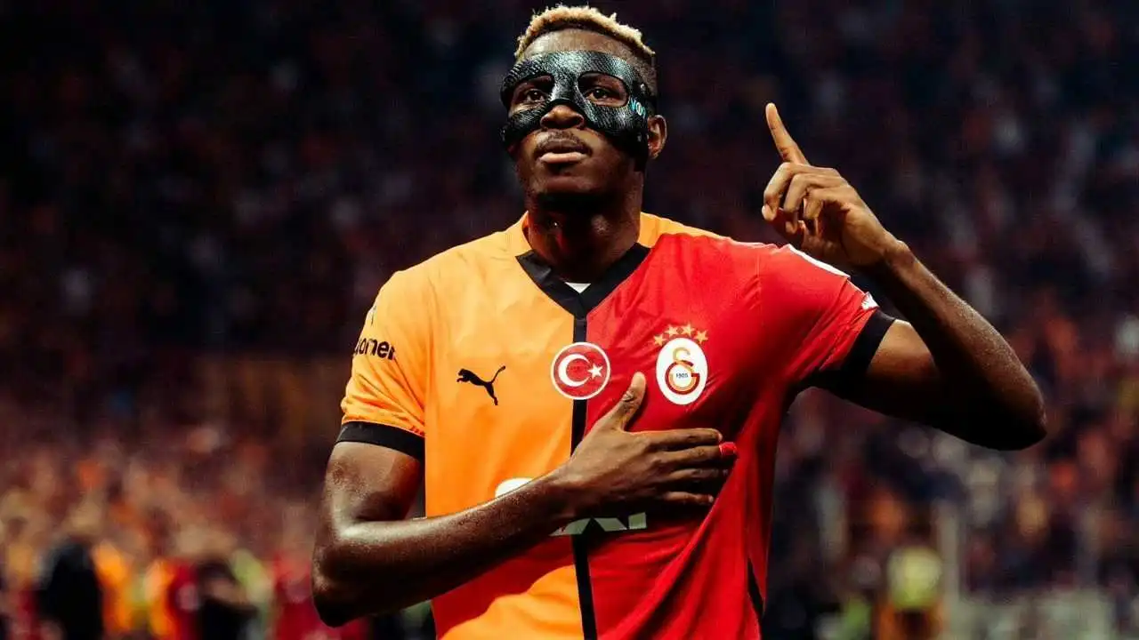  Osimhen'den Türkiye'deki yangınlar için yardım çağrısı! haberinin görseli