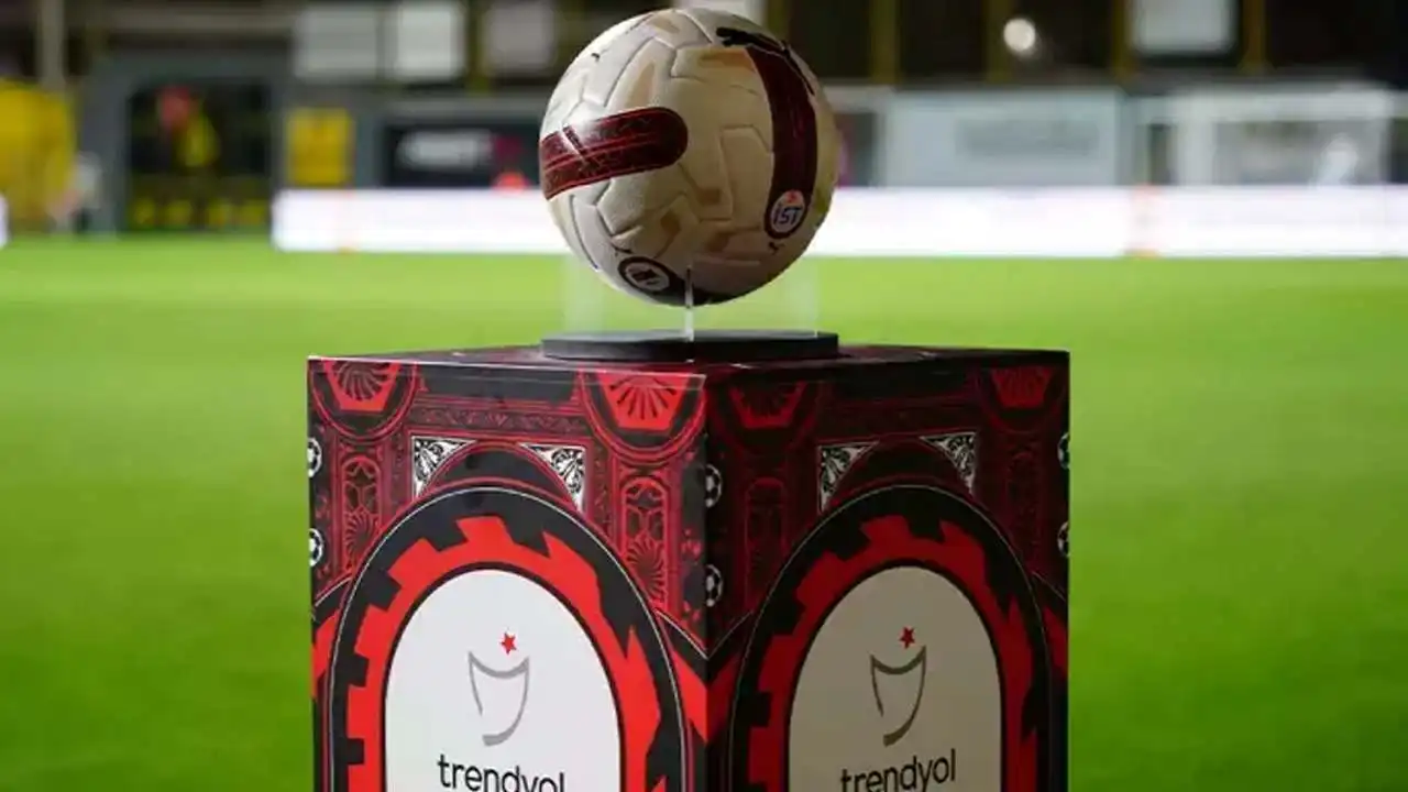 Süper Lig'de 2025-2026 sezonu fikstürü belli oldu haberinin görseli