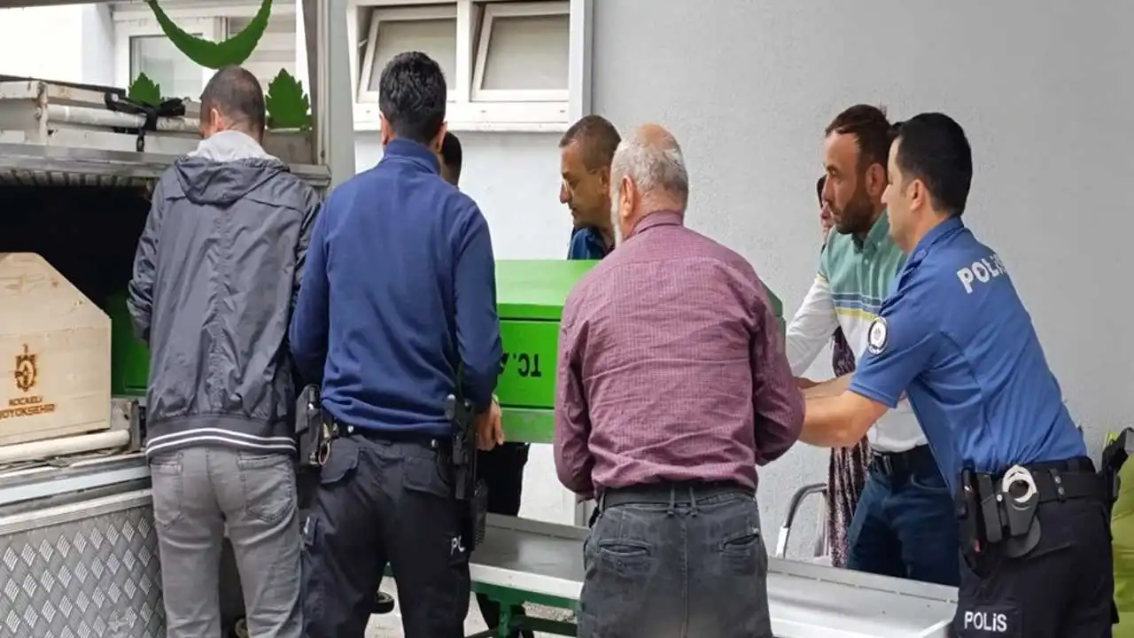 Cezaevinden tahliye olur olmaz eşini öldürdü! haberinin görseli