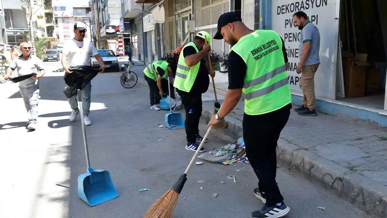 Bornova'da her gün iki mahallede detaylı temizlik yapılacak haberinin görseli