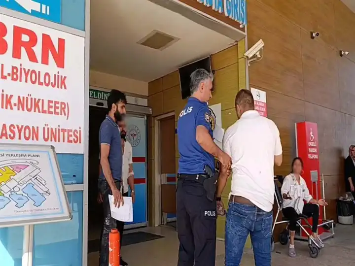 Eşini önce bıçaklı sonra elektrikli bisikletle hastaneye götürdü: Lanet olsun neden seviyorum ben seni? 
