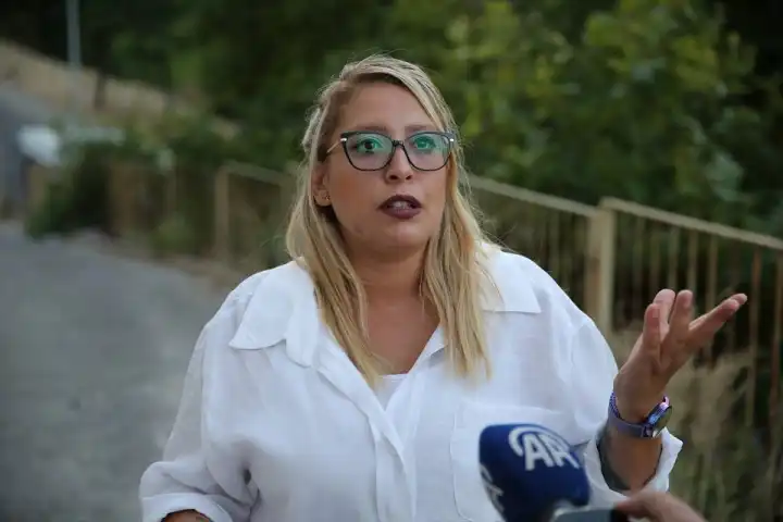 melahat oguz