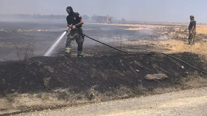 Arnavutköy ve Silivri'de yangın