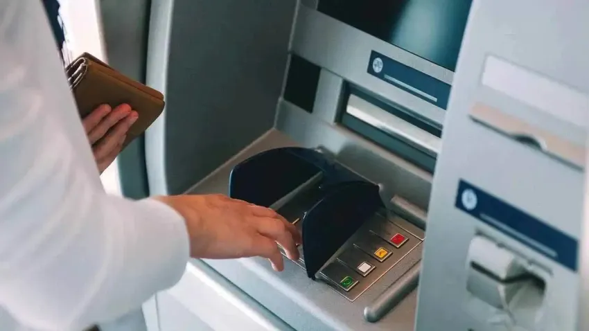 ATM'ye para yatırma limitleri arttırıldı! haberinin görseli