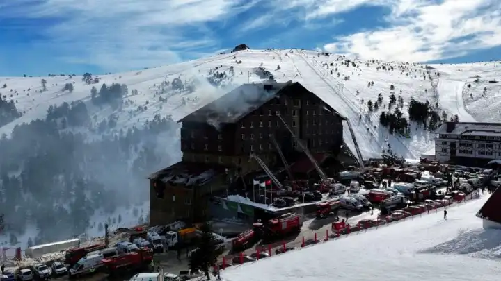Bolu’daki Kartalkaya otel yangını davasında ilk duruşma başladı