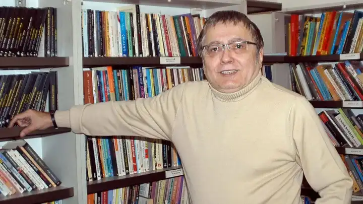 Hikmet Çetinkaya kimdir? Hikmet Çetinkaya öldü mü?