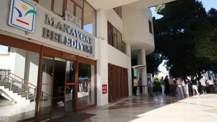 Manavgat Belediyesi'ne rüşvet ve zimmet operasyonu: 6 tutuklama haberinin görseli