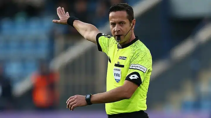 UEFA'dan Halis Özkahya'ya görev