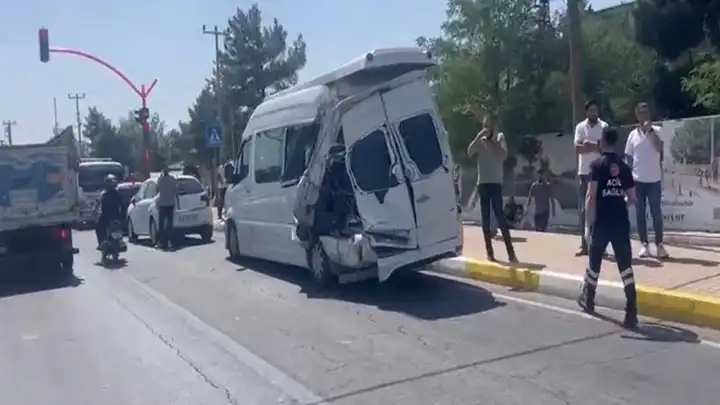 7 araç zincirleme trafik kazası yaptı!