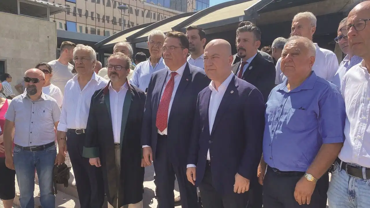 CHP’li Bağcıoğlu hakim karşısında: Teğmenlere destek vermişti haberinin görseli