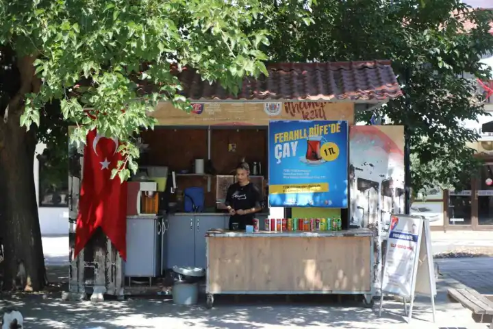 Efes Selçuk’ta çay 1 lira oldu