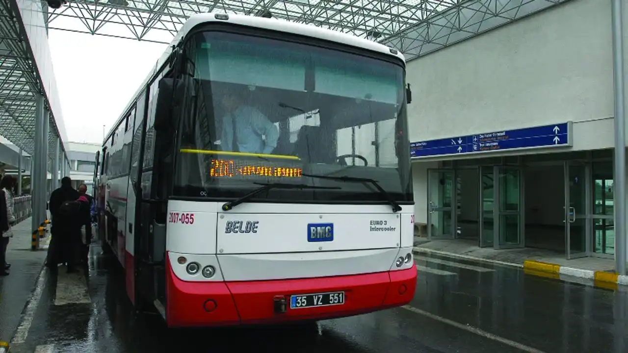 ESHOT havalimanına giden o seferleri kaldırdı haberinin görseli