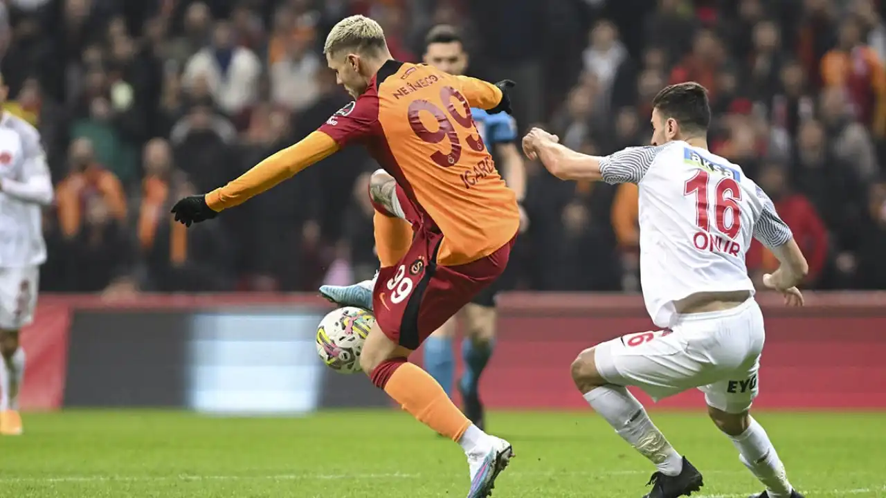 Galatasaray-Ümraniyespor hazırlık maçı ne zaman, saat kaçta? Galatasaray'ın hazırlık maçları haberinin görseli