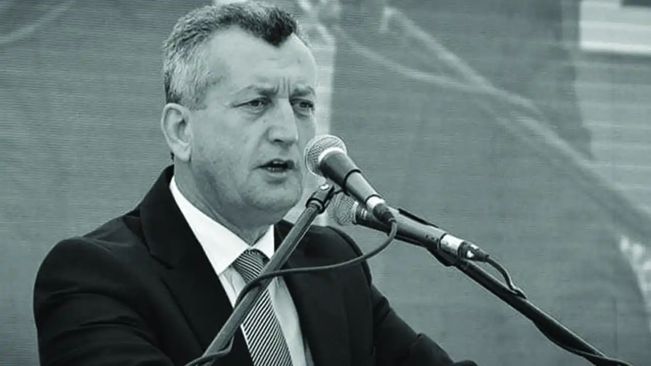 İzmirli belediye başkanları ve milletvekillerinden Tahir Şahin için taziye mesajı haberinin görseli